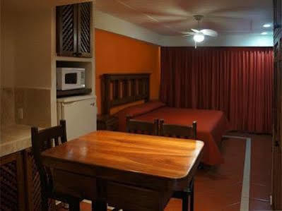 Hotel Punta Melaque سان باتريسيو ميلاكي المظهر الخارجي الصورة